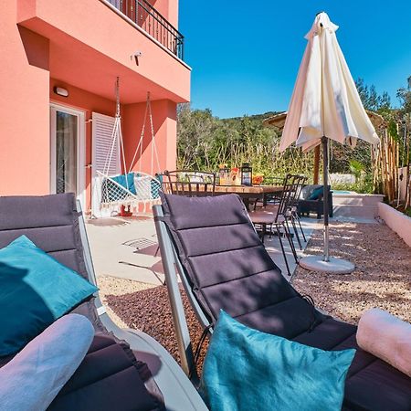 Meacres Sun Villa Miholascica Ngoại thất bức ảnh
